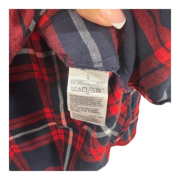 Old Navy The Classic Shirt Womens L Red & Navy Plaid Button-Up Long-Sleeve Shirt - Picture 4 of 13